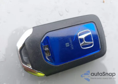 2017 Honda Accord Hybrid Ex-L from USA, damaged, VIN JHMCR6F52HC017352